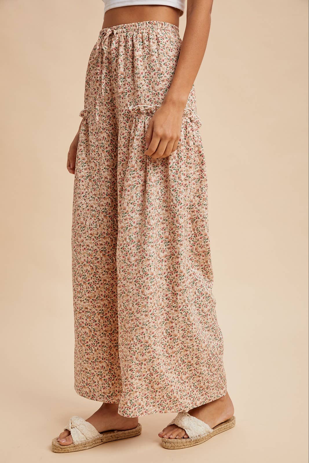 Ditsy Floral Crinkled Woven Palazzo Pants